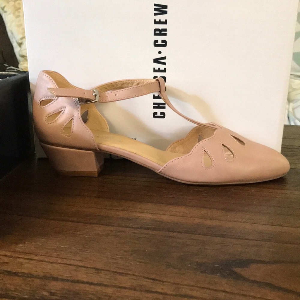 ModCloth Chelsea Crew t-strap heels size 8 mauve